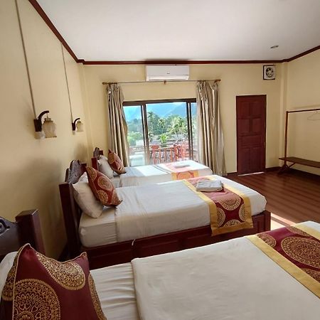 Hana Riverside Hotel Vangviang Kültér fotó