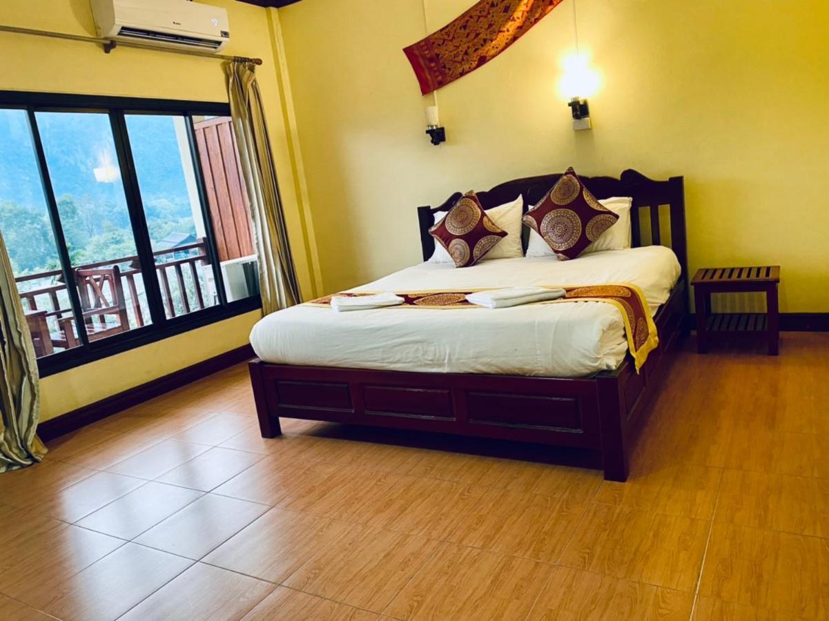Hana Riverside Hotel Vangviang Kültér fotó