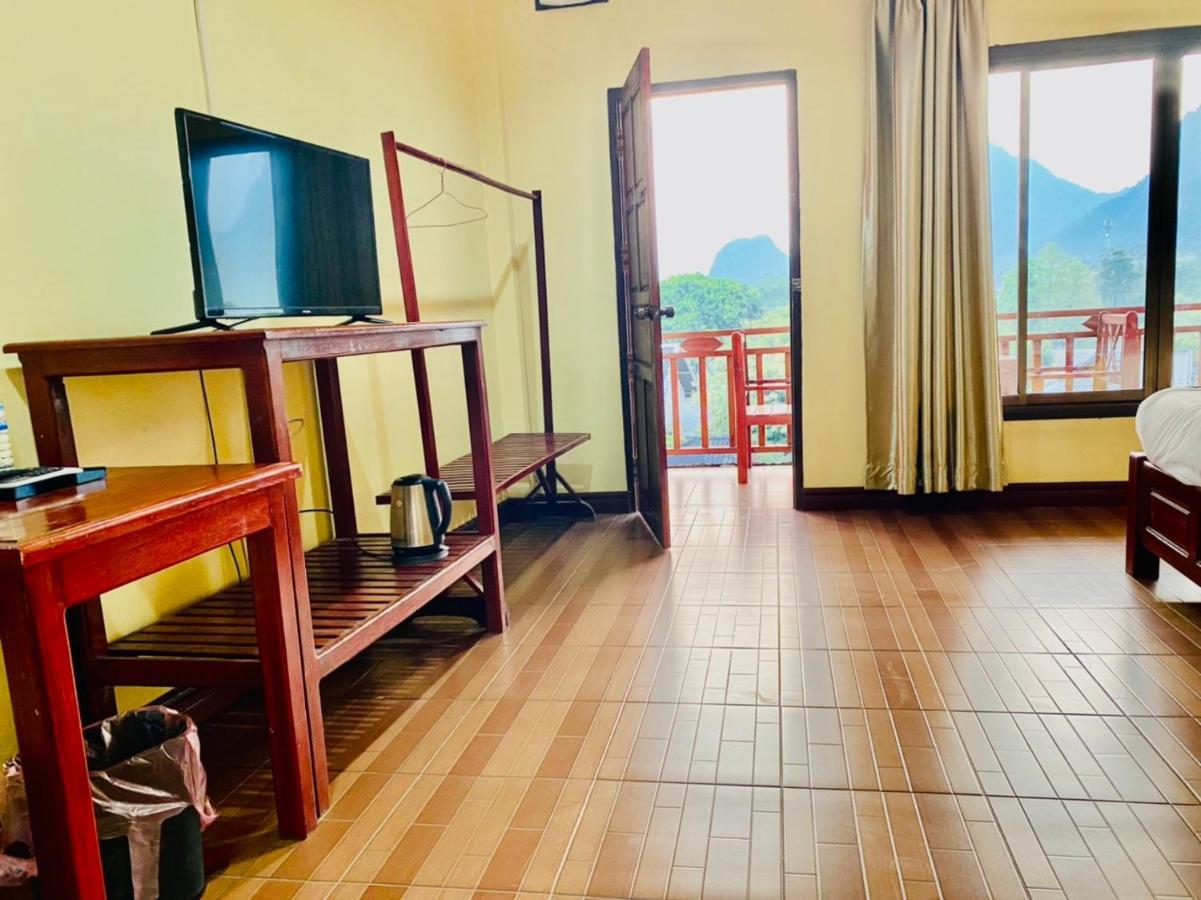 Hana Riverside Hotel Vangviang Kültér fotó