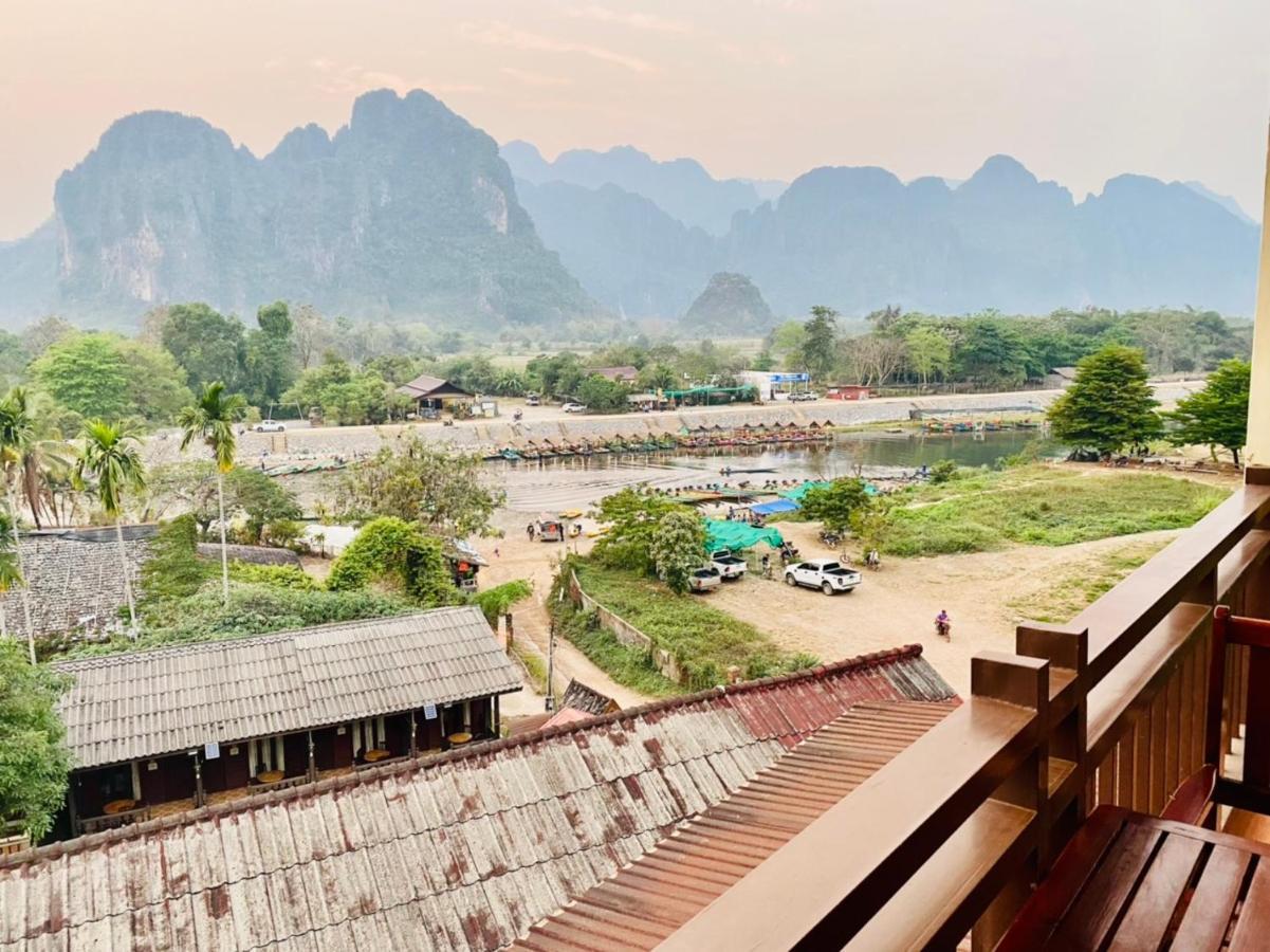 Hana Riverside Hotel Vangviang Kültér fotó