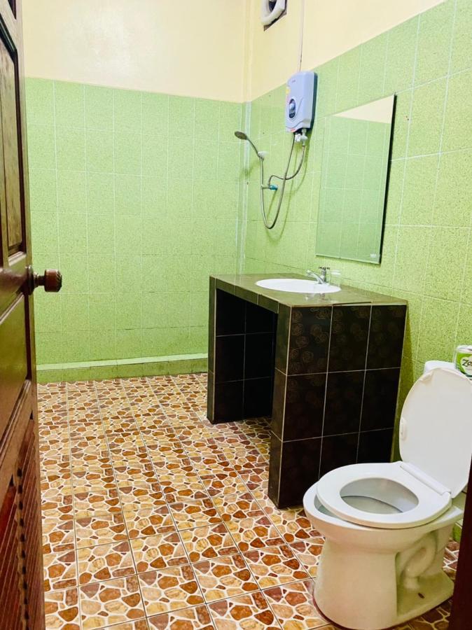 Hana Riverside Hotel Vangviang Kültér fotó