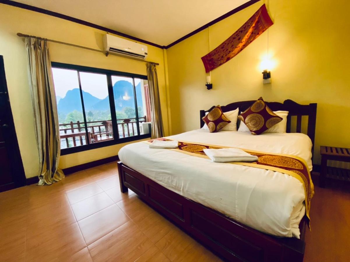 Hana Riverside Hotel Vangviang Kültér fotó